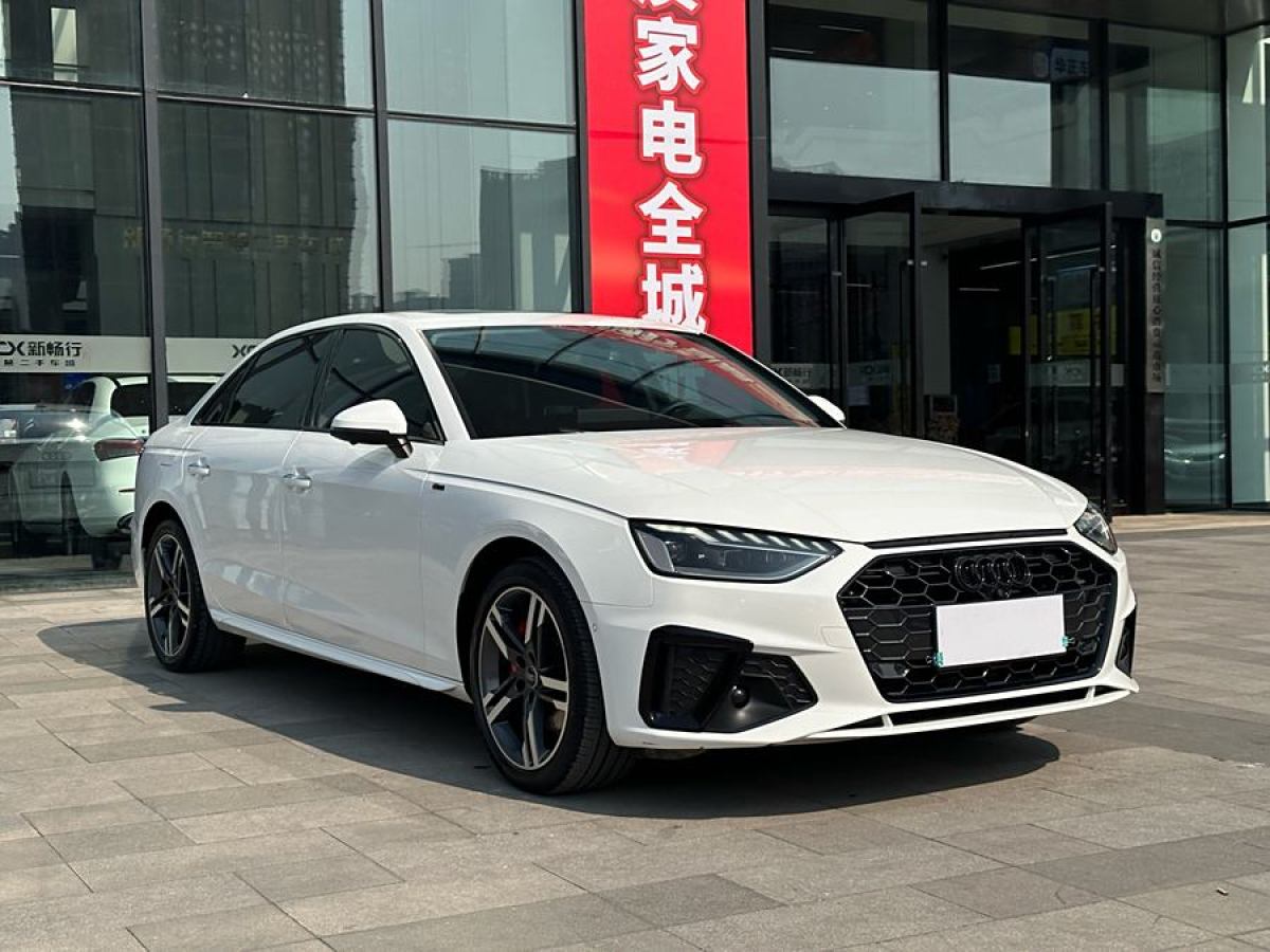 奧迪 奧迪A4L  2020款 40 TFSI 豪華動(dòng)感型圖片