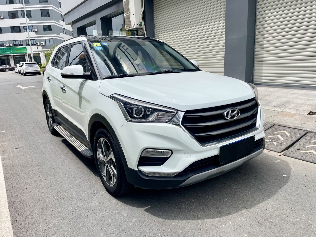 现代 ix25  2015款 1.6L 自动两驱尊贵型DLX图片