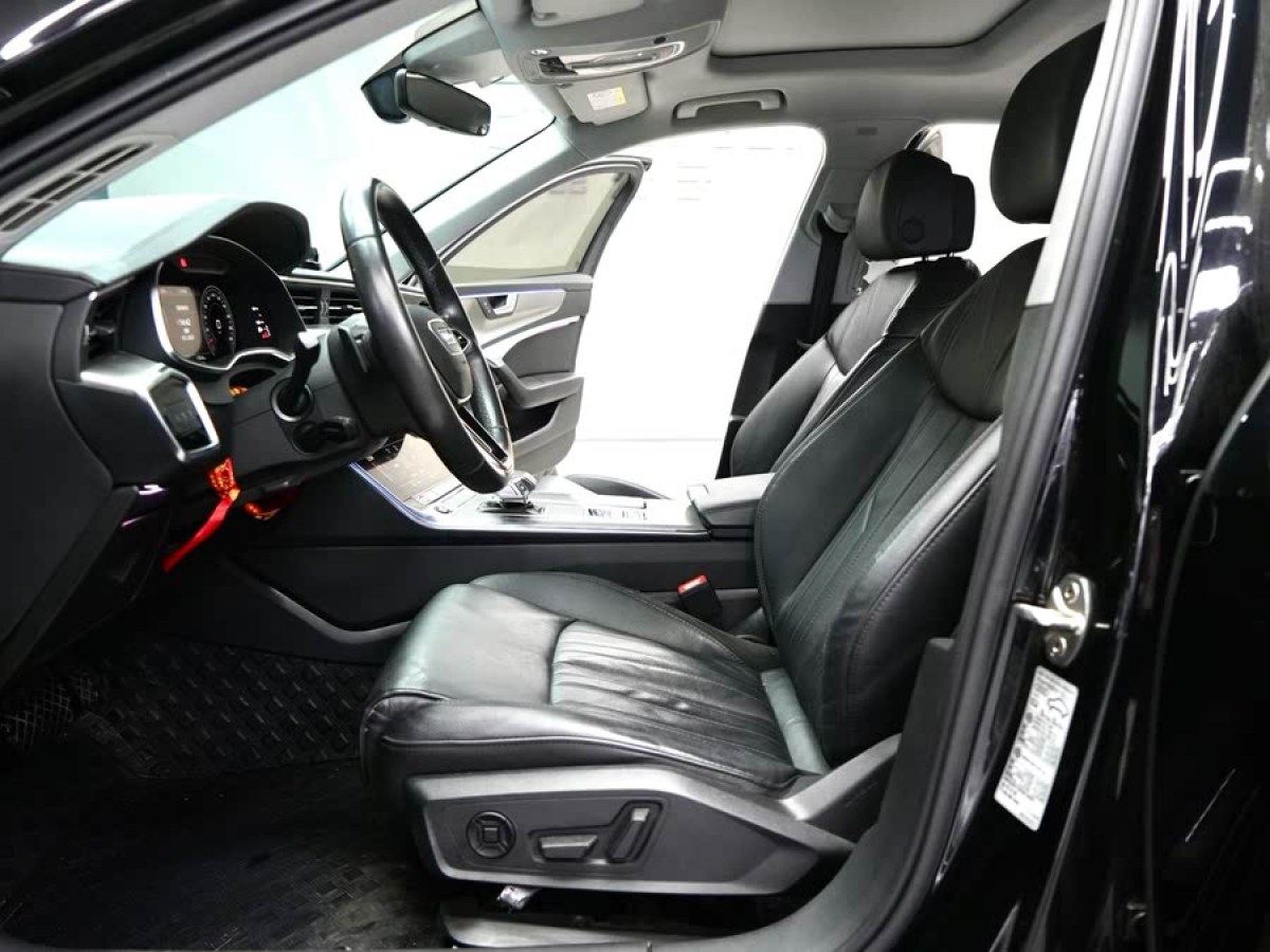 奧迪 奧迪A6L  2022款 45 TFSI 臻選動(dòng)感型圖片