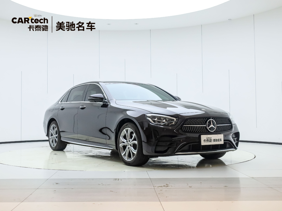 奔驰 奔驰E级  2023款 E 300 L 运动豪华型图片