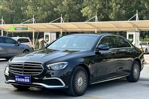 奔驰E级 奔驰 改款 E 300 L 运动豪华型