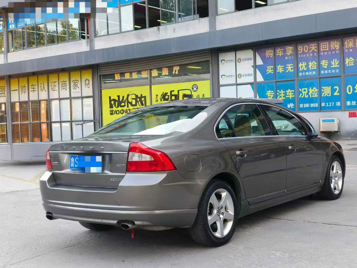 沃爾沃 S40  2011款 2.0L 自動智尊版圖片