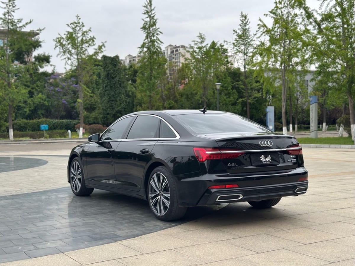 奧迪 奧迪A6L  2022款 45 TFSI quattro 臻選動(dòng)感型圖片