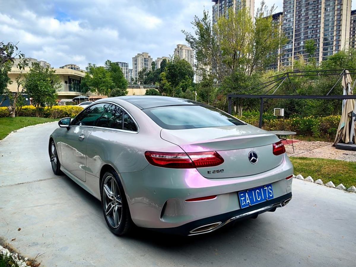 奔馳 奔馳E級(jí)  2020款 E 260 轎跑車(chē)圖片