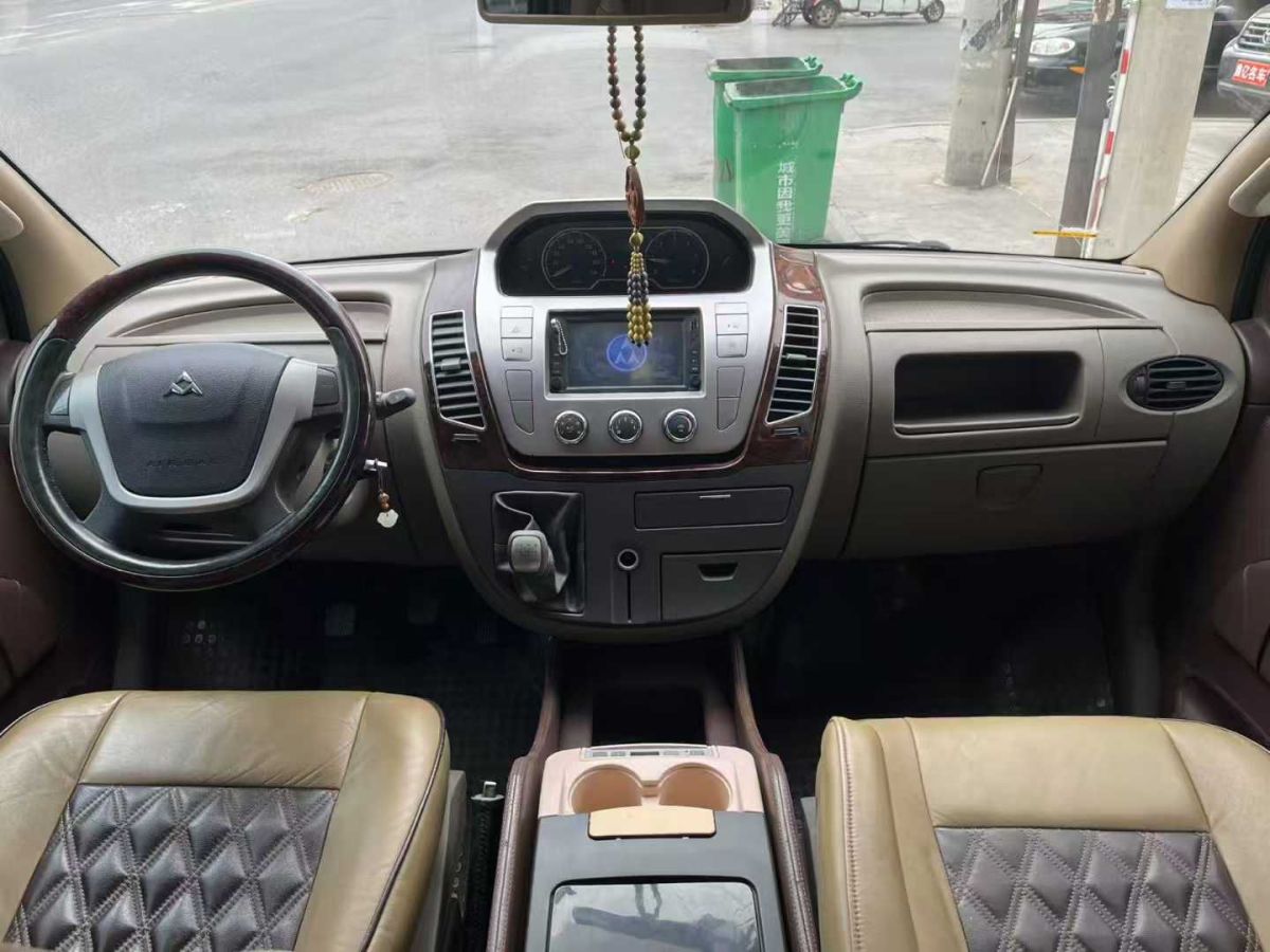 上汽大通 V80  2017款 FCV80圖片
