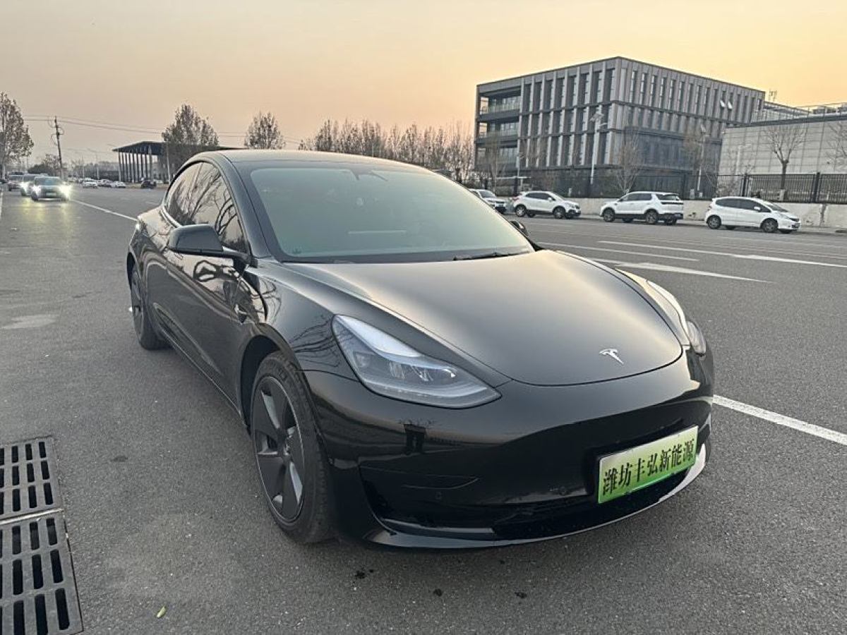 特斯拉 Model Y  2022款 改款 后輪驅(qū)動版圖片