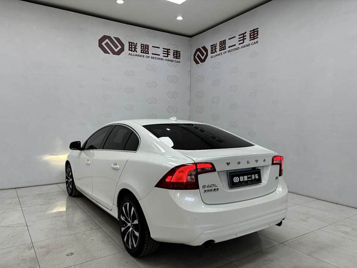 沃爾沃 S60  2017款 L 1.5T T3 智行版圖片