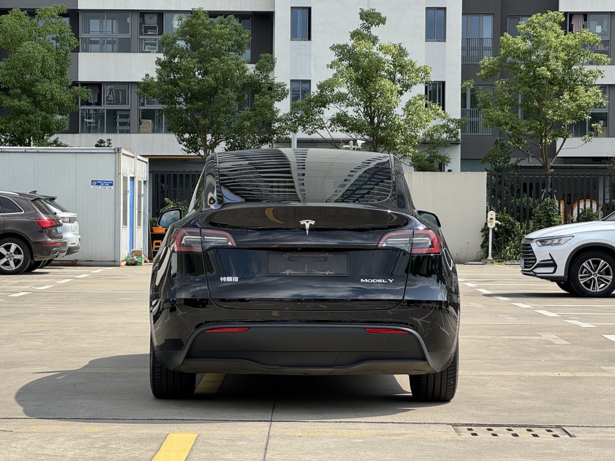 特斯拉 Model Y  2023款 煥新版 后輪驅(qū)動圖片