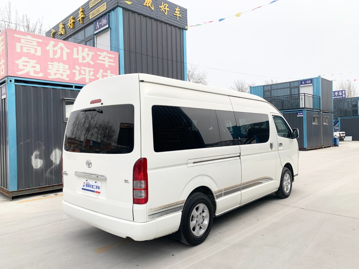 豐田 HIACE  2011款 2.7L自動(dòng)標(biāo)準(zhǔn)版13座圖片