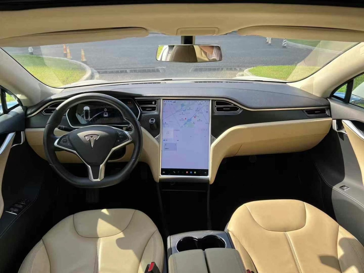 2014年11月特斯拉 Model S  2014款 Model S 85