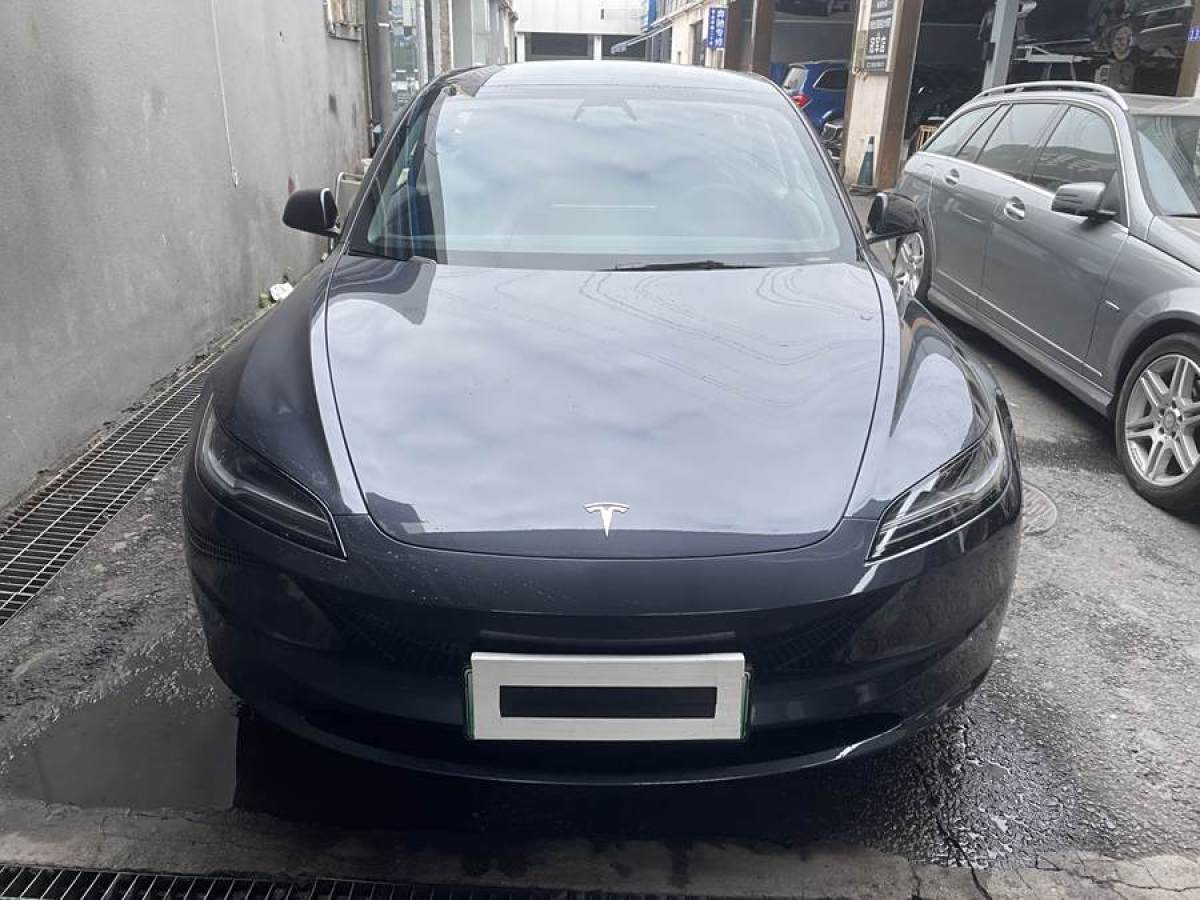 特斯拉 Model Y  2023款 長續(xù)航全輪驅(qū)動版圖片