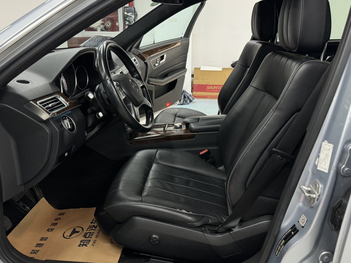 2014年10月奔驰 奔驰E级  2015款 改款 E 260 L