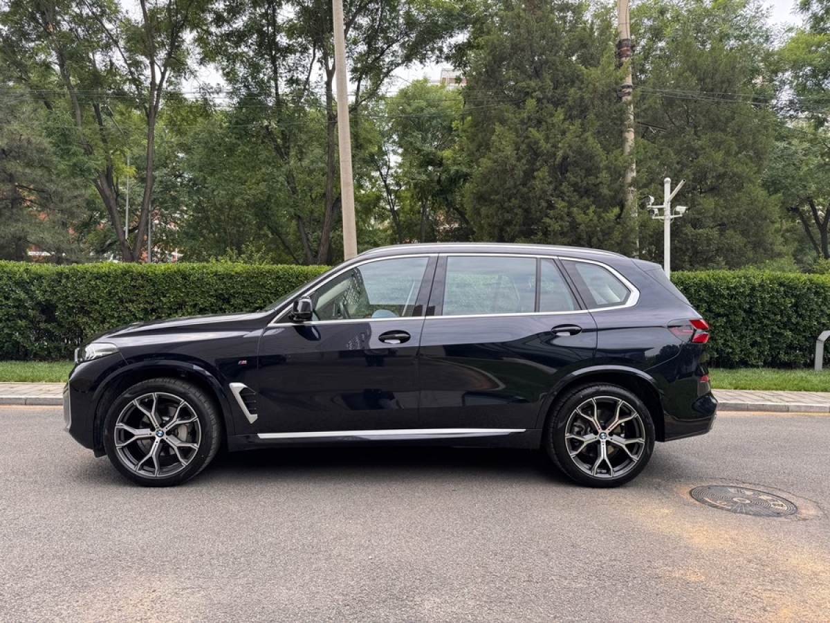 寶馬 寶馬X5  2023款 xDrive 30Li 尊享型M運動套裝圖片