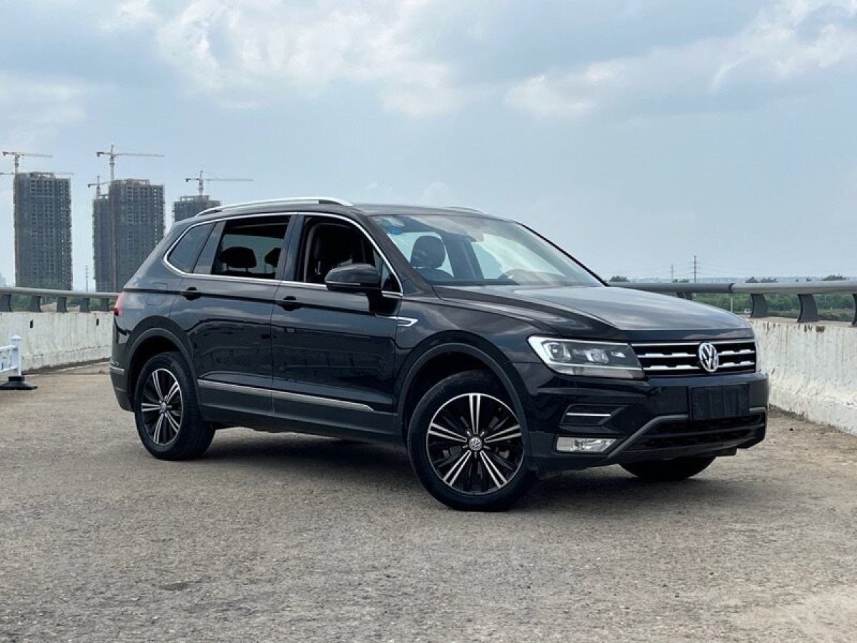 大眾 途觀L  2019款 330TSI 自動兩驅(qū)全景舒適版圖片