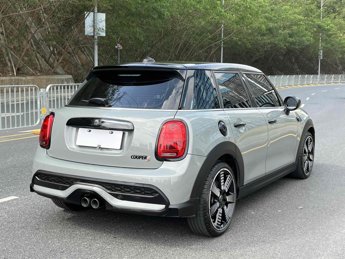 MINI MINI  2022款 2.0T COOPER S 執(zhí)迷特別版圖片