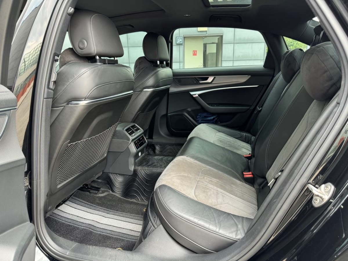 奧迪 奧迪A6L  2020款 45 TFSI quattro 臻選動感型圖片