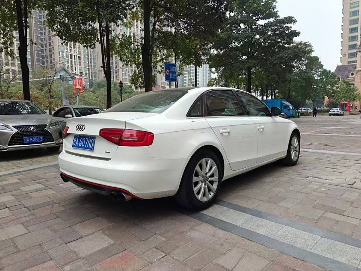 奧迪 奧迪A4L  2013款 40 TFSI quattro個(gè)性運(yùn)動(dòng)型圖片