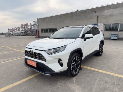 2020年6月 豐田 RAV4榮放 2.0L CVT兩驅(qū)尊貴版圖片