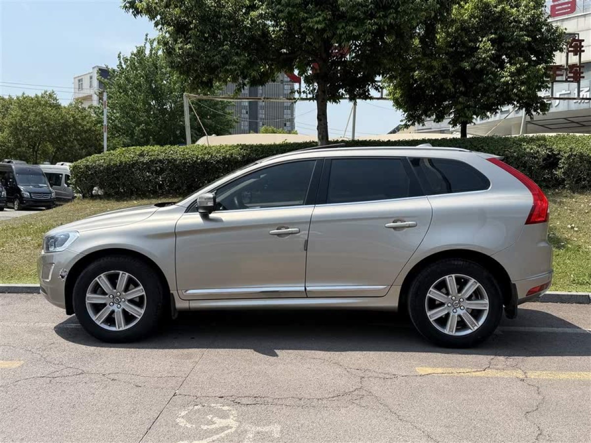 沃爾沃 XC60  2016款 T5 AWD 智遠版圖片