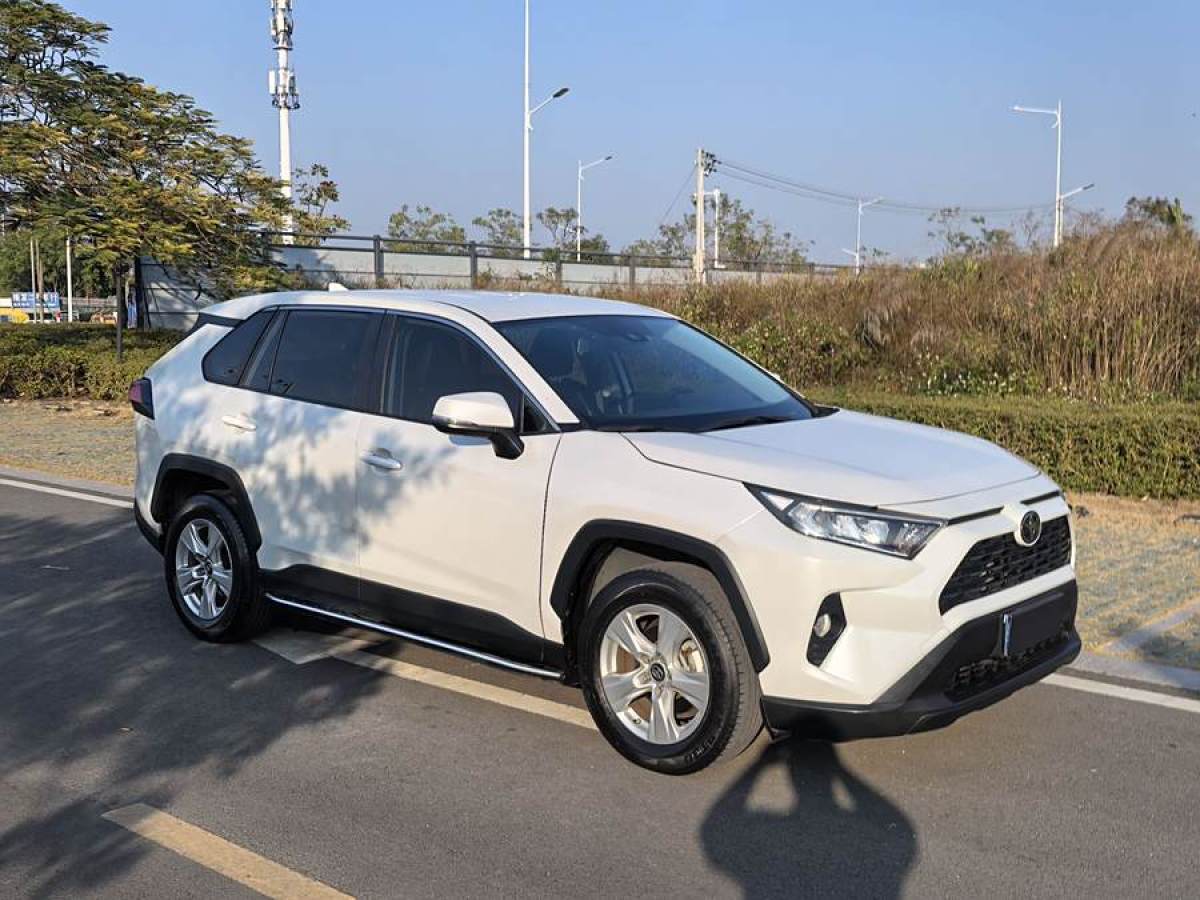 豐田 RAV4榮放  2022款 2.0L CVT兩驅都市版圖片