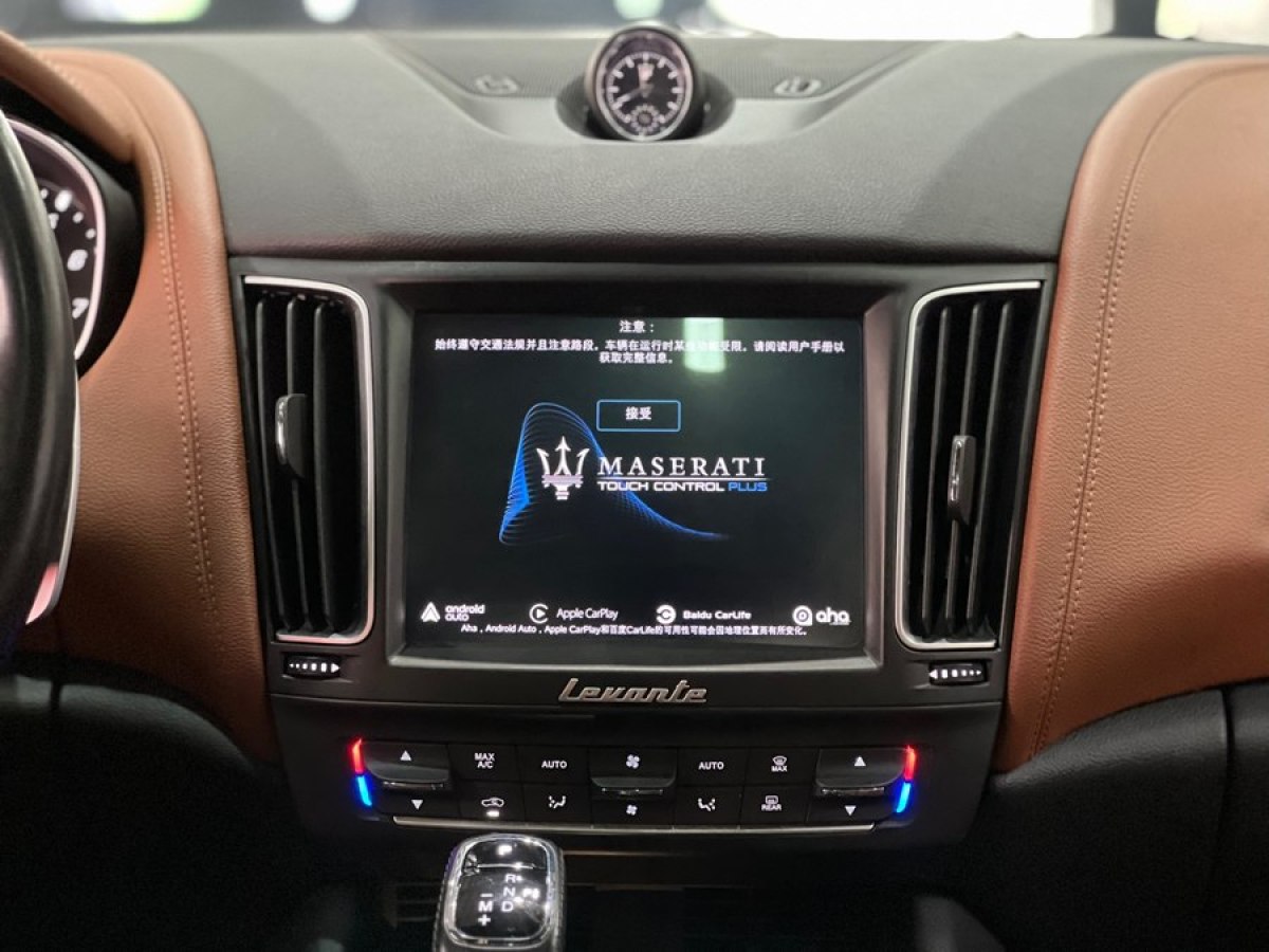 玛莎拉蒂 Levante  2019款 3.0T 350Hp 标准版 国VI图片