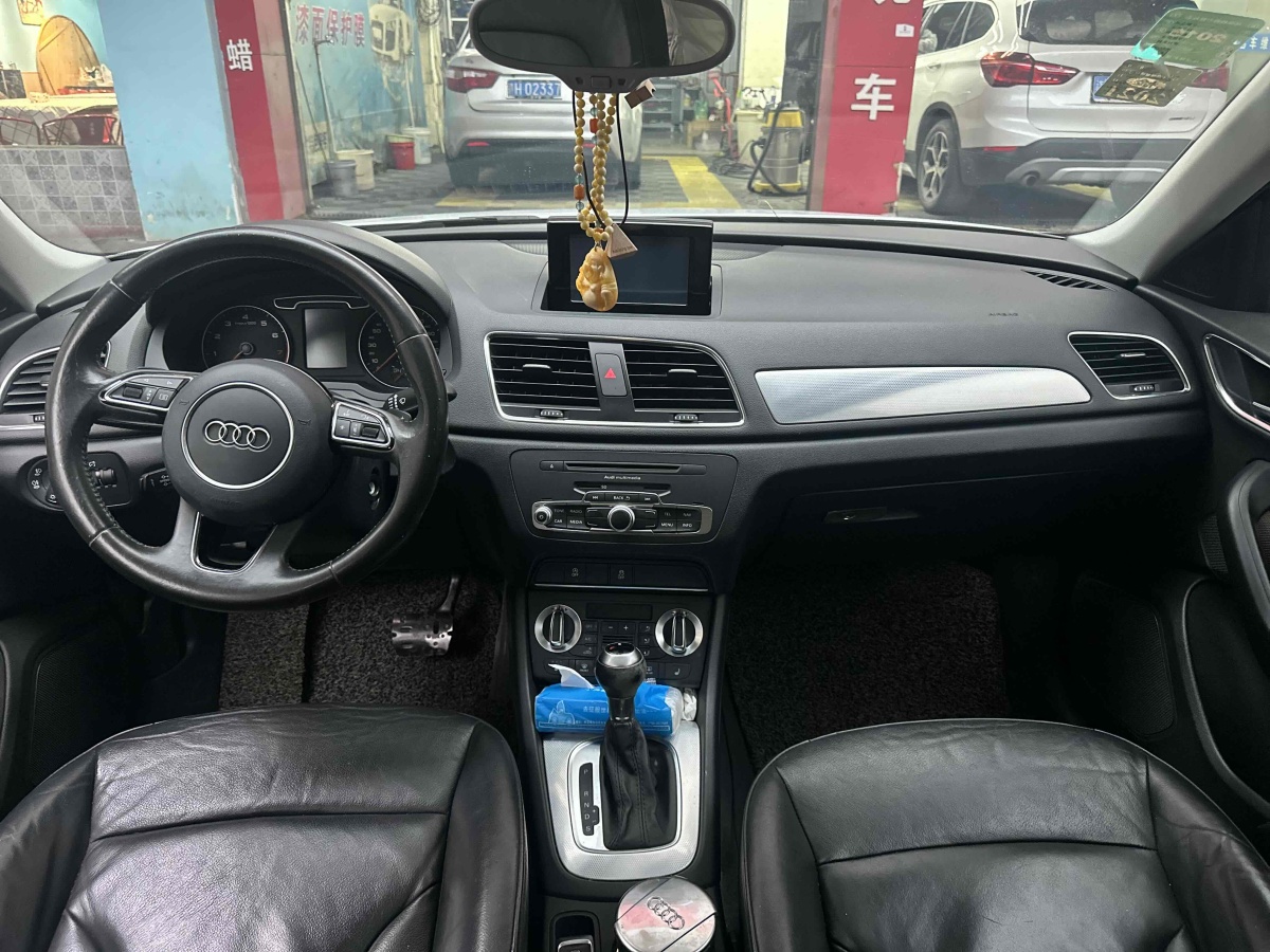 奧迪 奧迪Q3  2015款 35 TFSI quattro 豪華型圖片