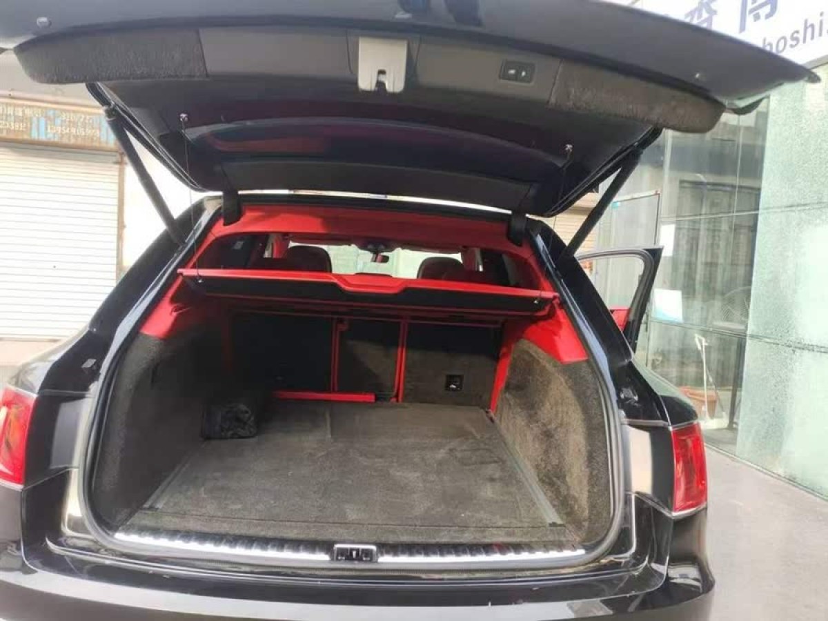 賓利 添越PHEV  2019款  3.0T PHEV圖片