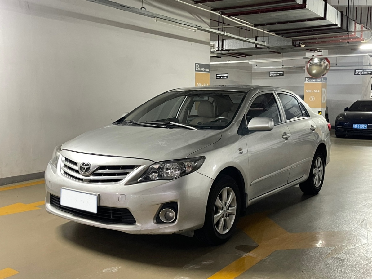 2013年06月丰田 卡罗拉  2013款 特装版 1.6L 自动炫酷型GL