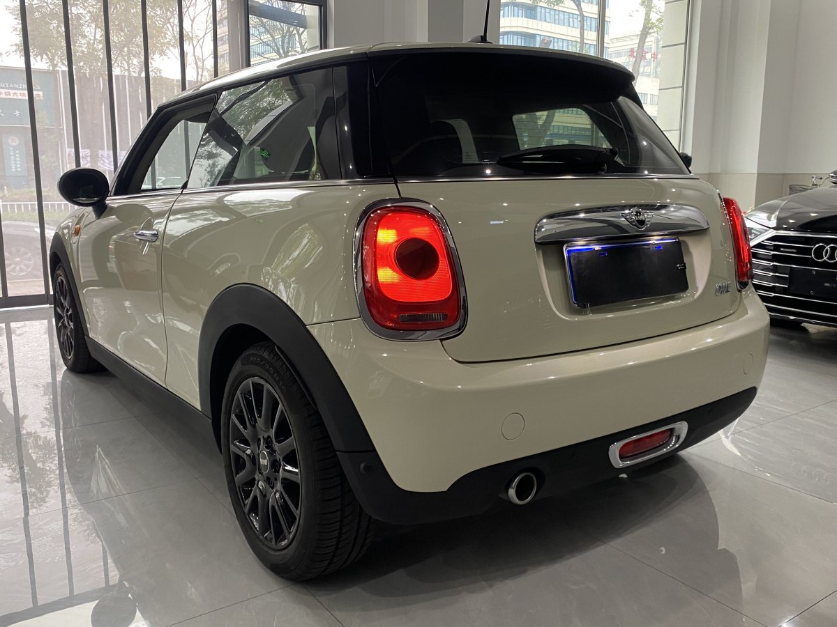 MINI MINI  2016款 1.2T ONE 先鋒派 五門版圖片