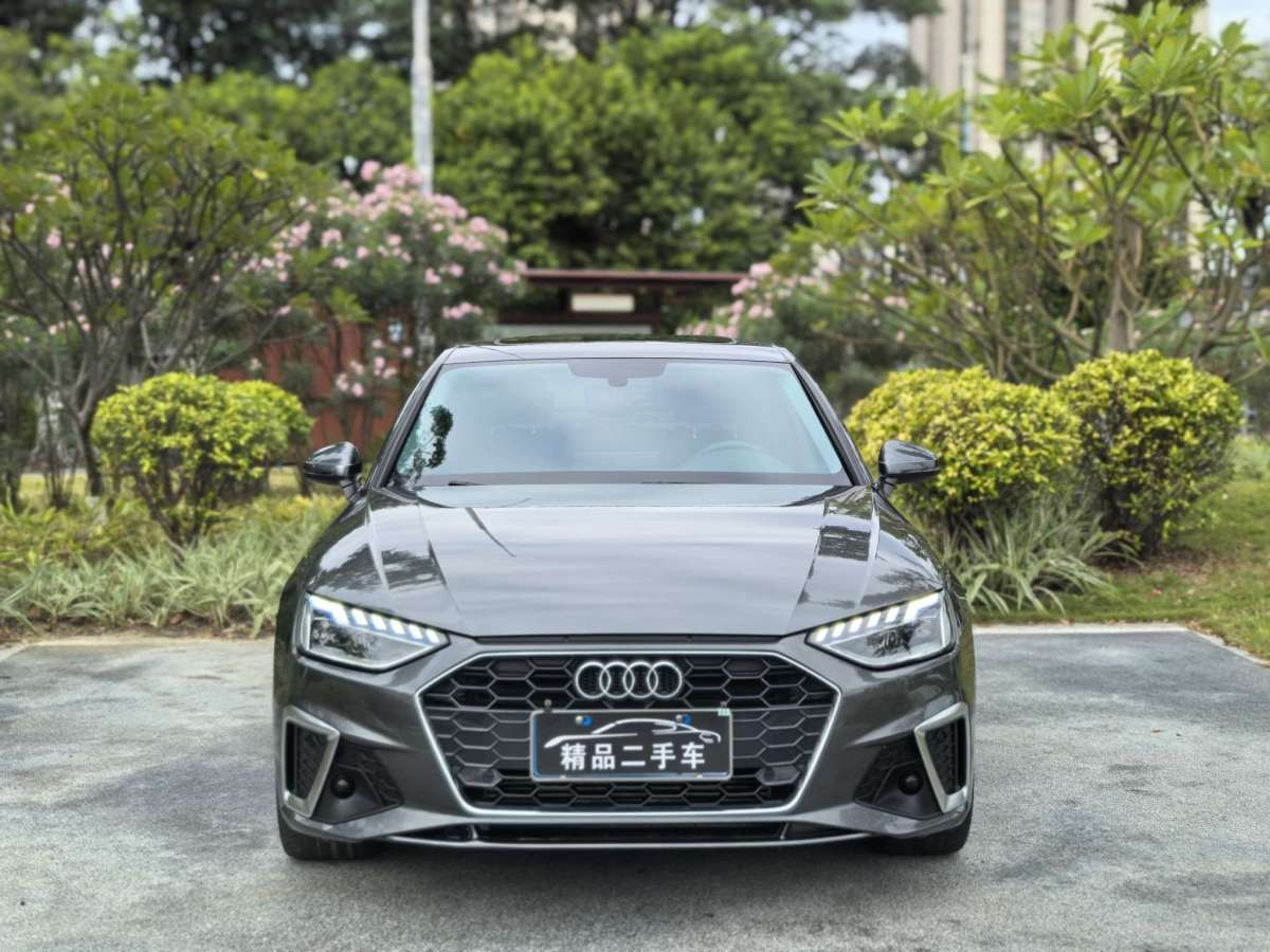 2022年01月奧迪 奧迪A4L  2022款 40 TFSI 時(shí)尚致雅型