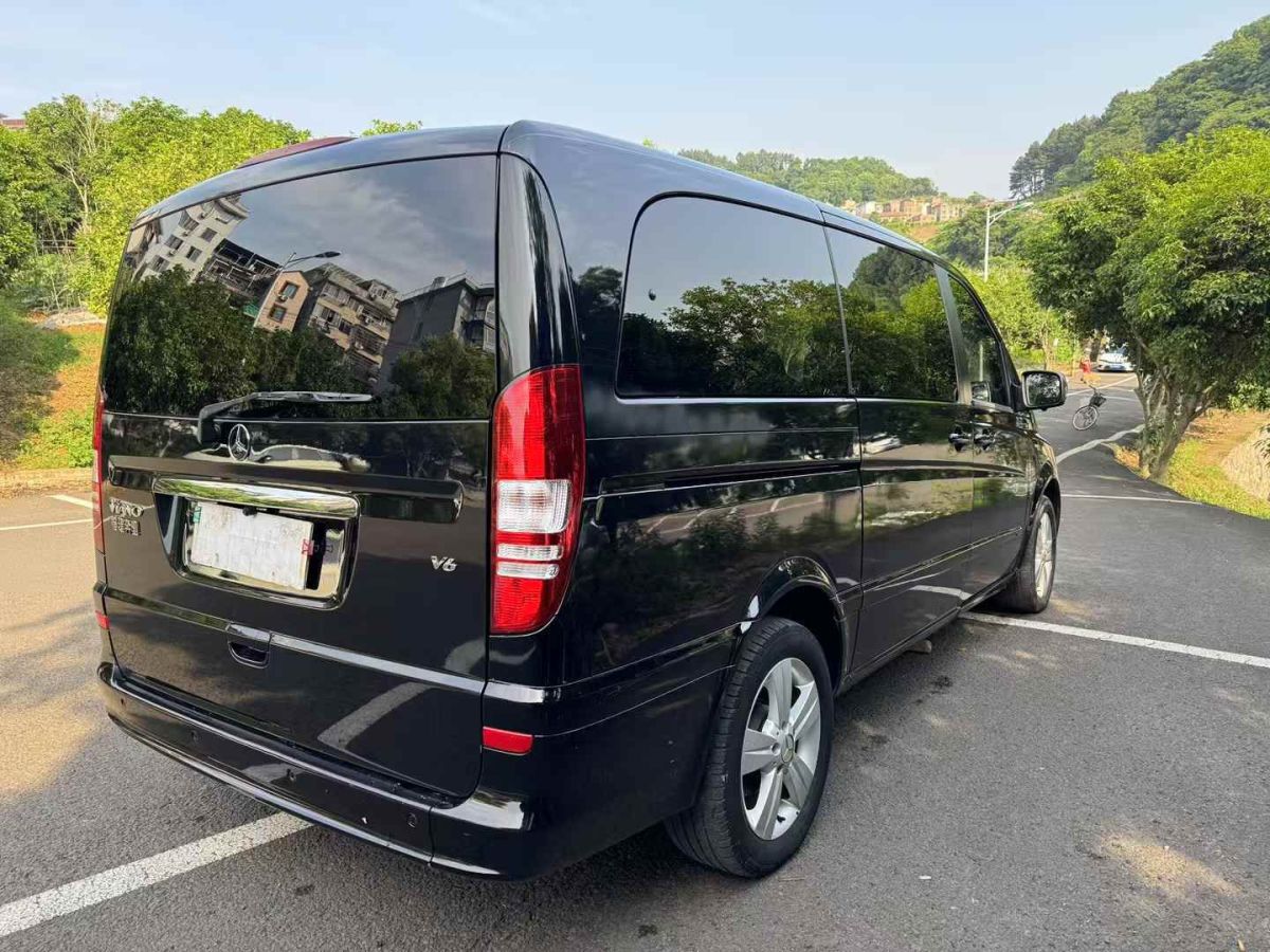 奔馳 唯雅諾  2013款 3.0L 禮遇版圖片