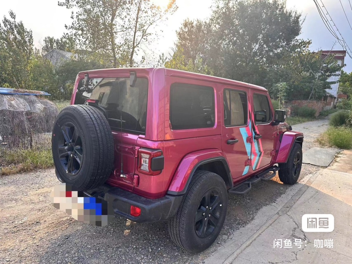 Jeep 牧馬人  2022款 2.0T 高地巴哈馬沙灘粉特別版圖片