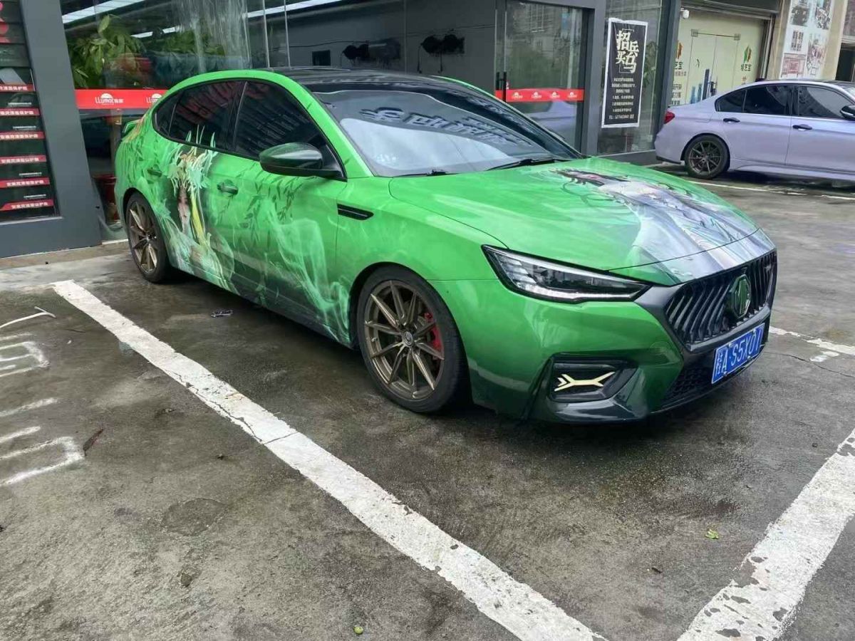名爵 名爵6  2020款 1.5T 手動(dòng)領(lǐng)潮豪華版圖片
