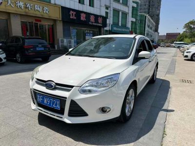 2014年1月 福特 ?？怂?兩廂經(jīng)典 1.8L 手動(dòng)酷白典藏版圖片