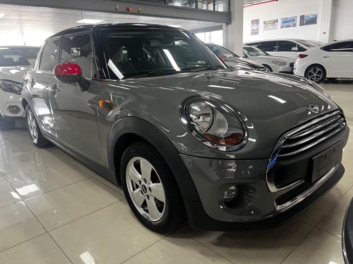 MINI MINI  2015款 1.2T ONE 五門版圖片