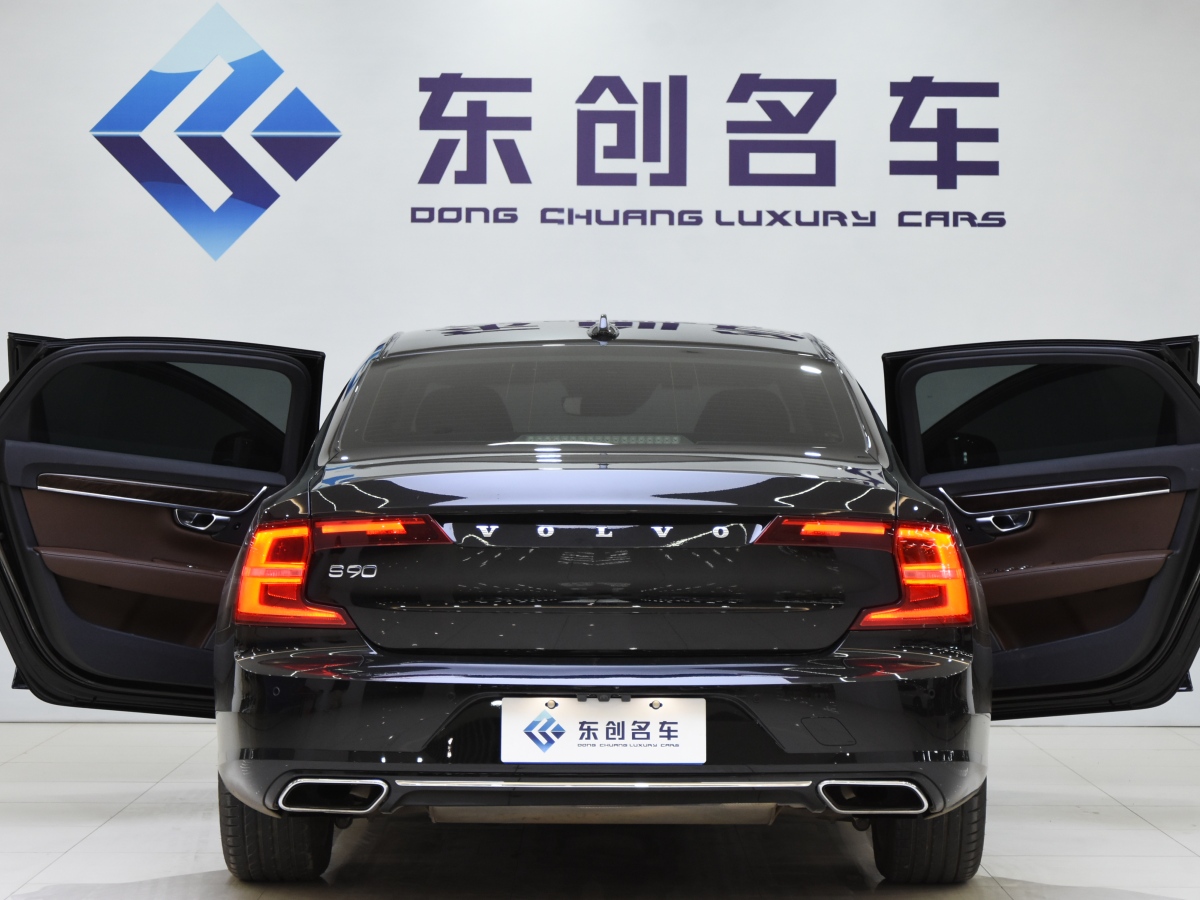 沃爾沃 S90  2017款 T4 智遠(yuǎn)版圖片