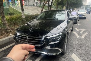 奔驰E级 奔驰 改款 E 300 L 豪华型