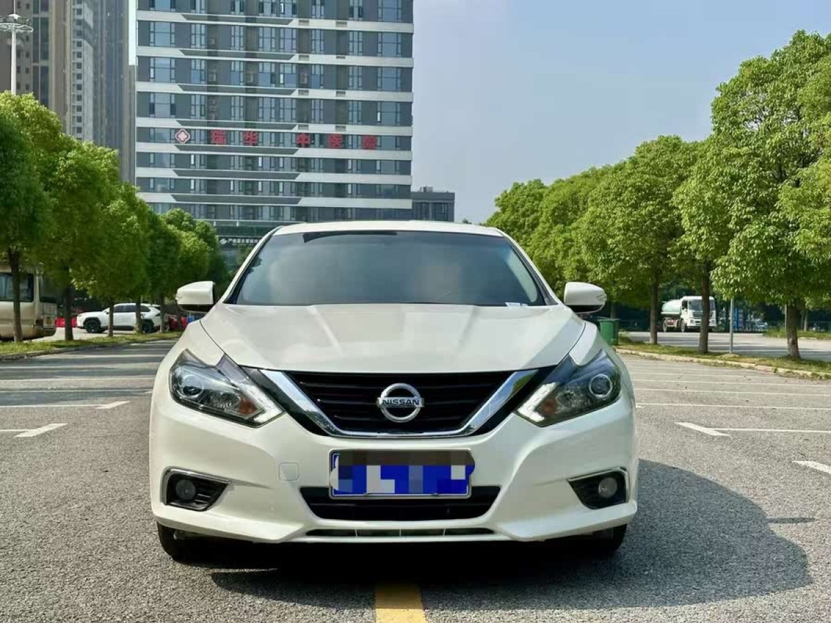 日產(chǎn) 天籟  2016款 改款 2.0L XL舒適版圖片