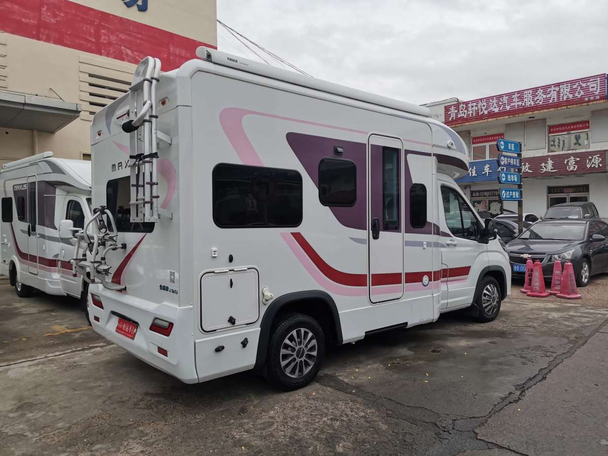 上汽大通 RV90  2021款 生活家V90圖片