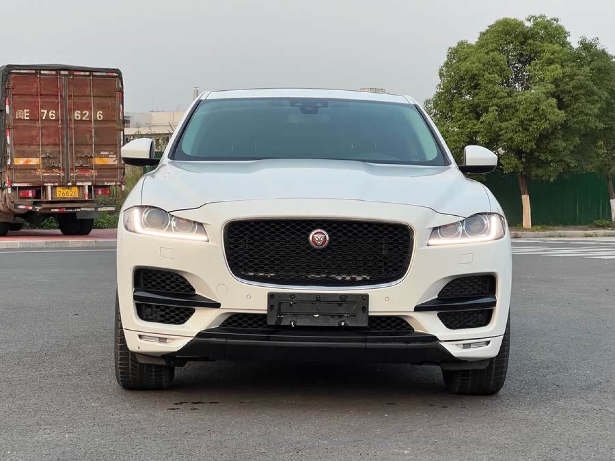 捷豹 F-PACE  2018款 改款 2.0T 四驅(qū)R-Sport運(yùn)動(dòng)版圖片