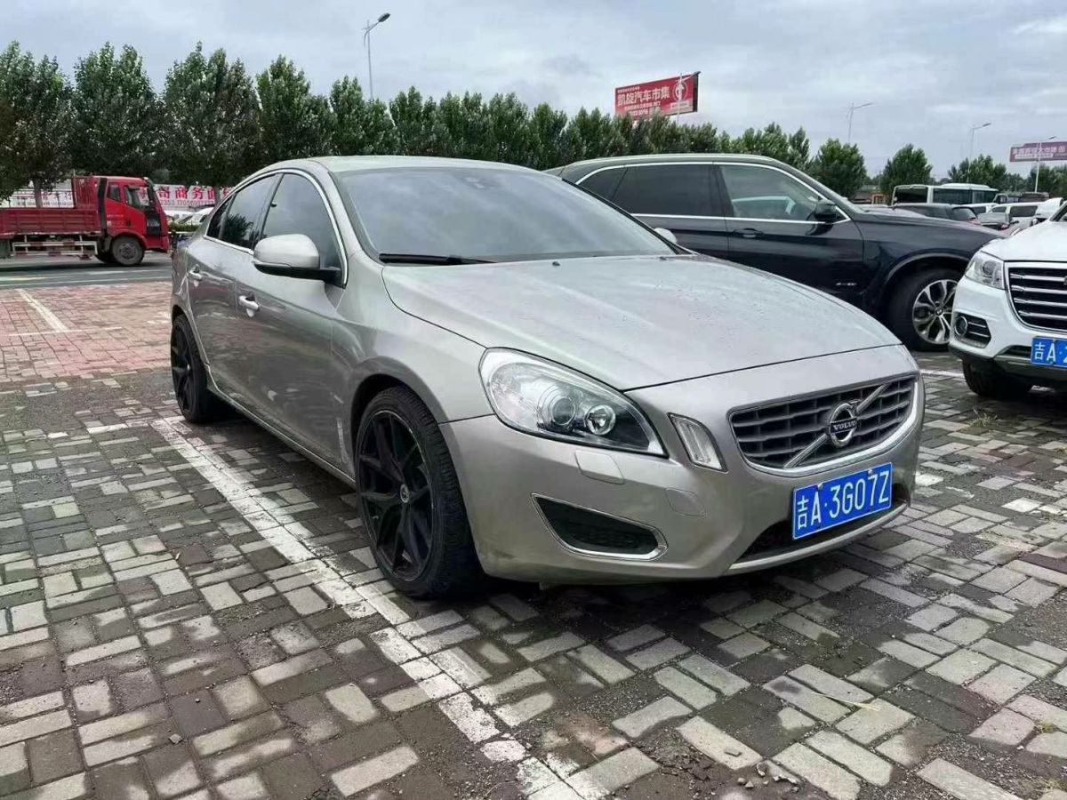 沃爾沃 S60  2012款 1.6T DRIVe 智尚版圖片