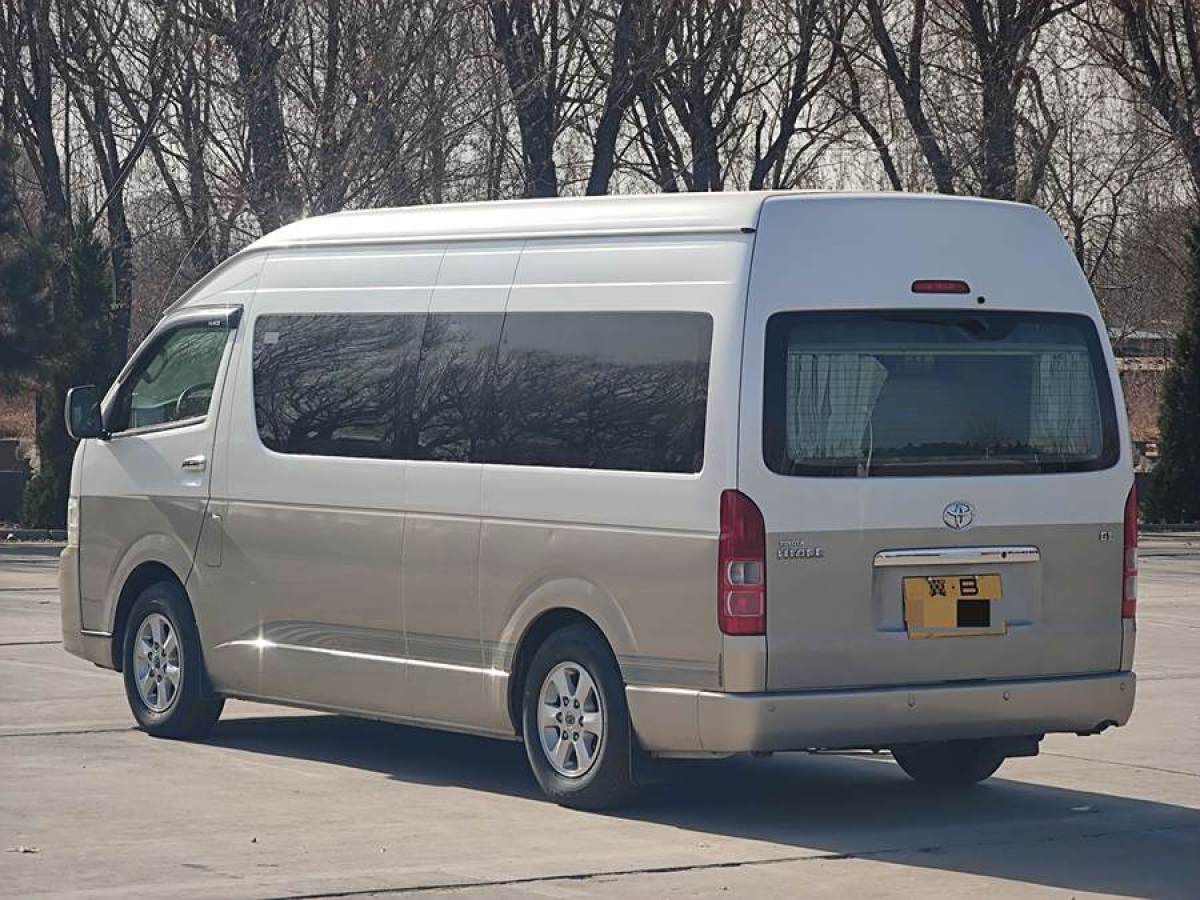 豐田 HIACE  2011款 2.7L自動標準版13座圖片