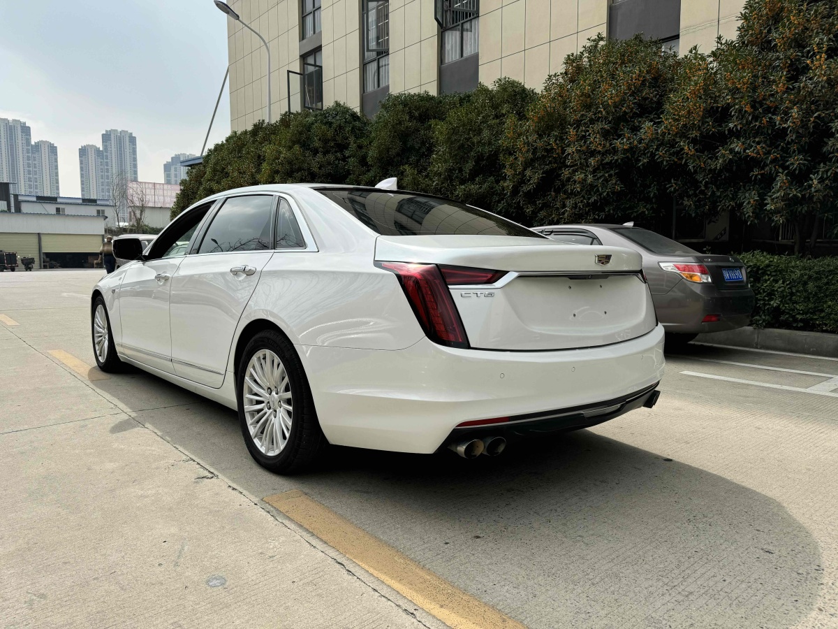 凱迪拉克 CT6  2023款 28T 豪華型圖片