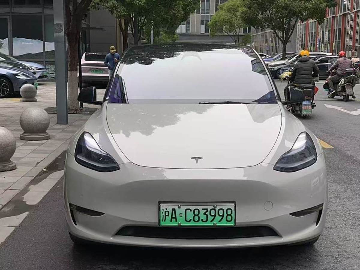 2023年6月特斯拉 Model Y  2022款 改款 長續(xù)航全輪驅(qū)動版