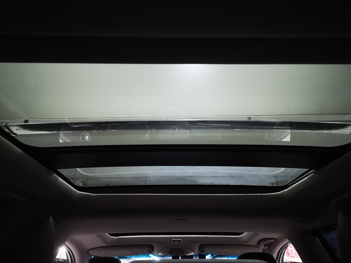 英菲尼迪 QX60  2018款 2.5T Hybrid 两驱冠军家庭版图片
