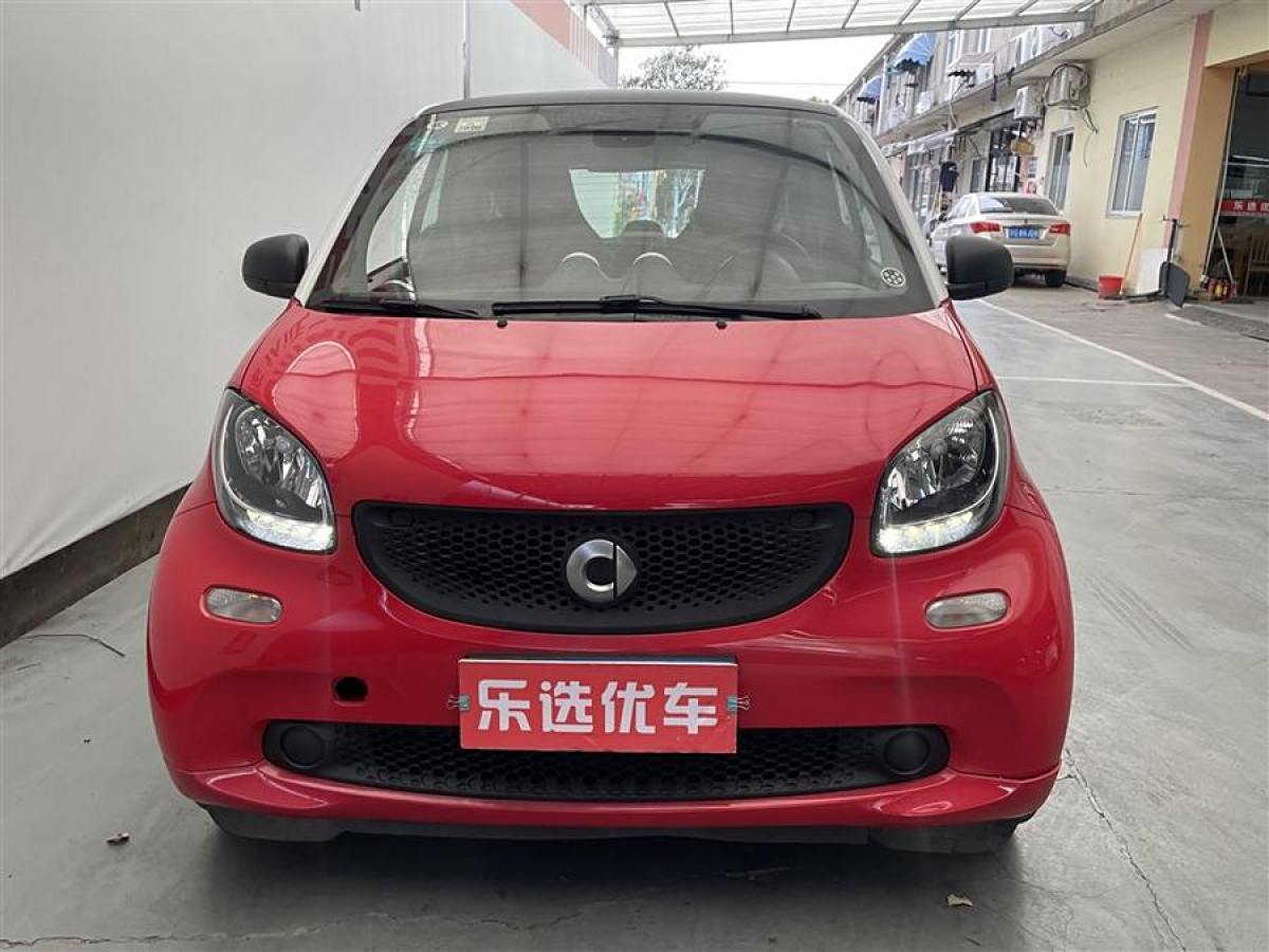 smart fortwo  2015款 1.0L 52千瓦硬頂靈動(dòng)版圖片