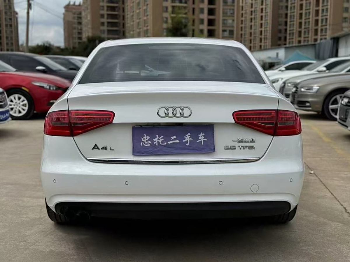 奧迪 奧迪A4L  2013款 35 TFSI 自動(dòng)標(biāo)準(zhǔn)型圖片