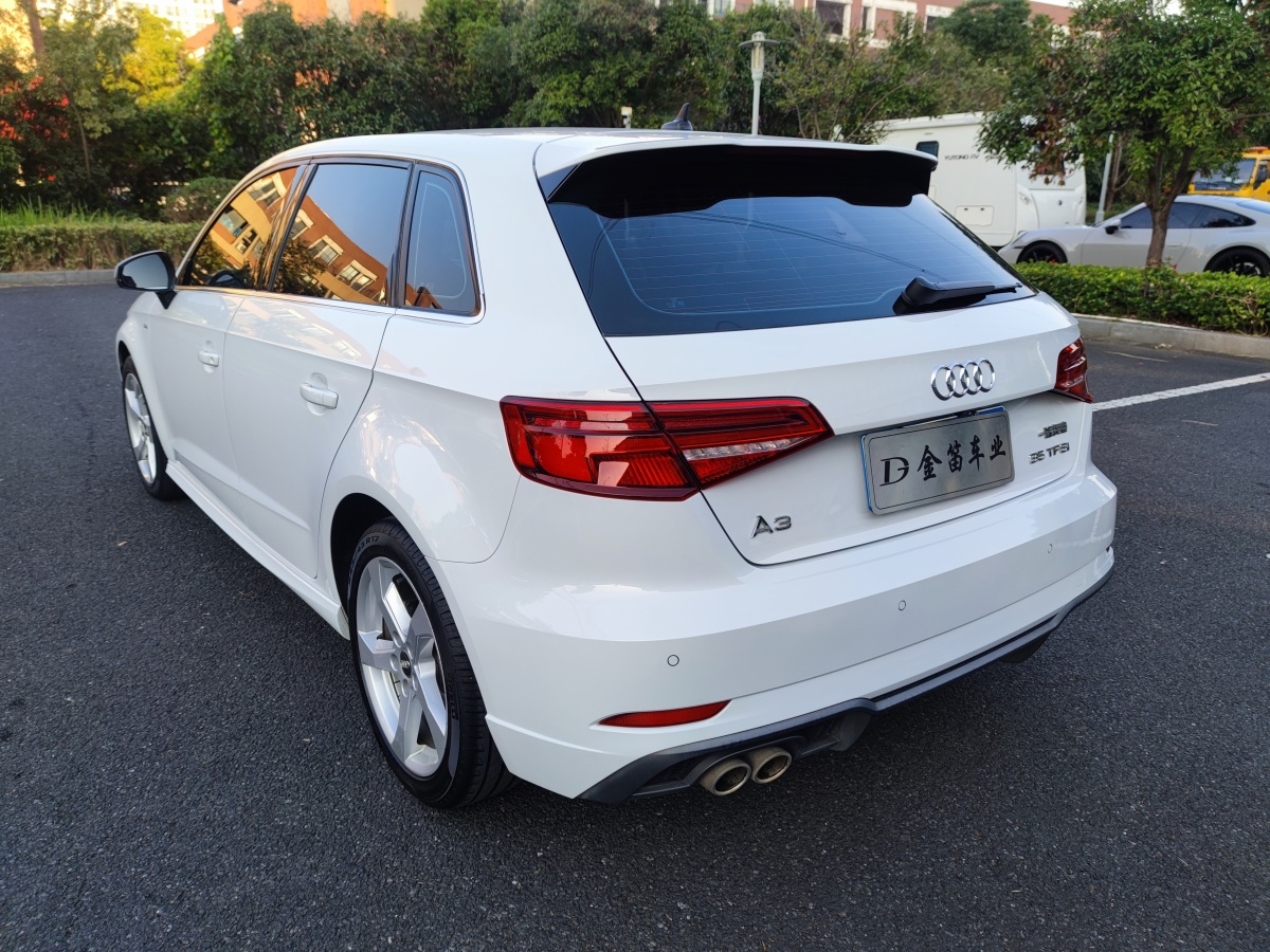 奧迪 奧迪A3  2019款 Sportback 35 TFSI 時(shí)尚型 國(guó)VI圖片