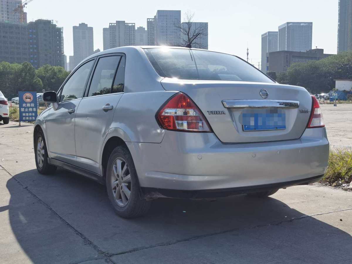 2009年9月日產(chǎn) 頤達(dá)  2008款 1.6L 手動智能型