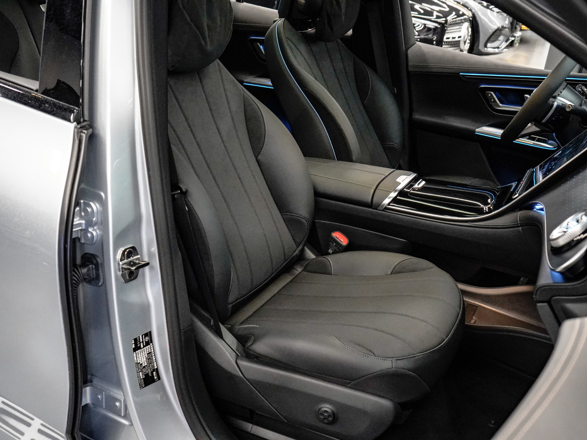 奔馳 奔馳EQE SUV  2023款 500 4MATIC 特別版圖片